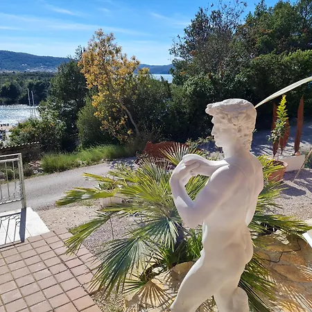 Lakeview - Wohnen In Atemberaubender *